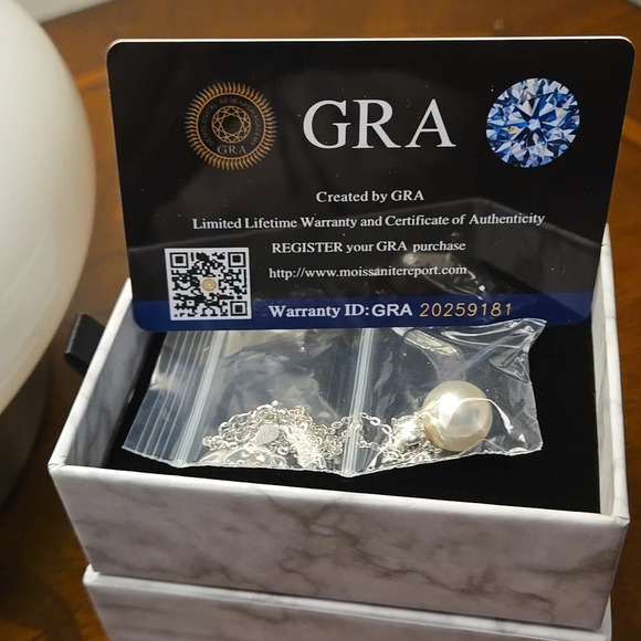 0.5 Carat Moissanite Faux Pearl Pendant Necklace - Sterling Silver S925, Classic - Picture 7 of 7